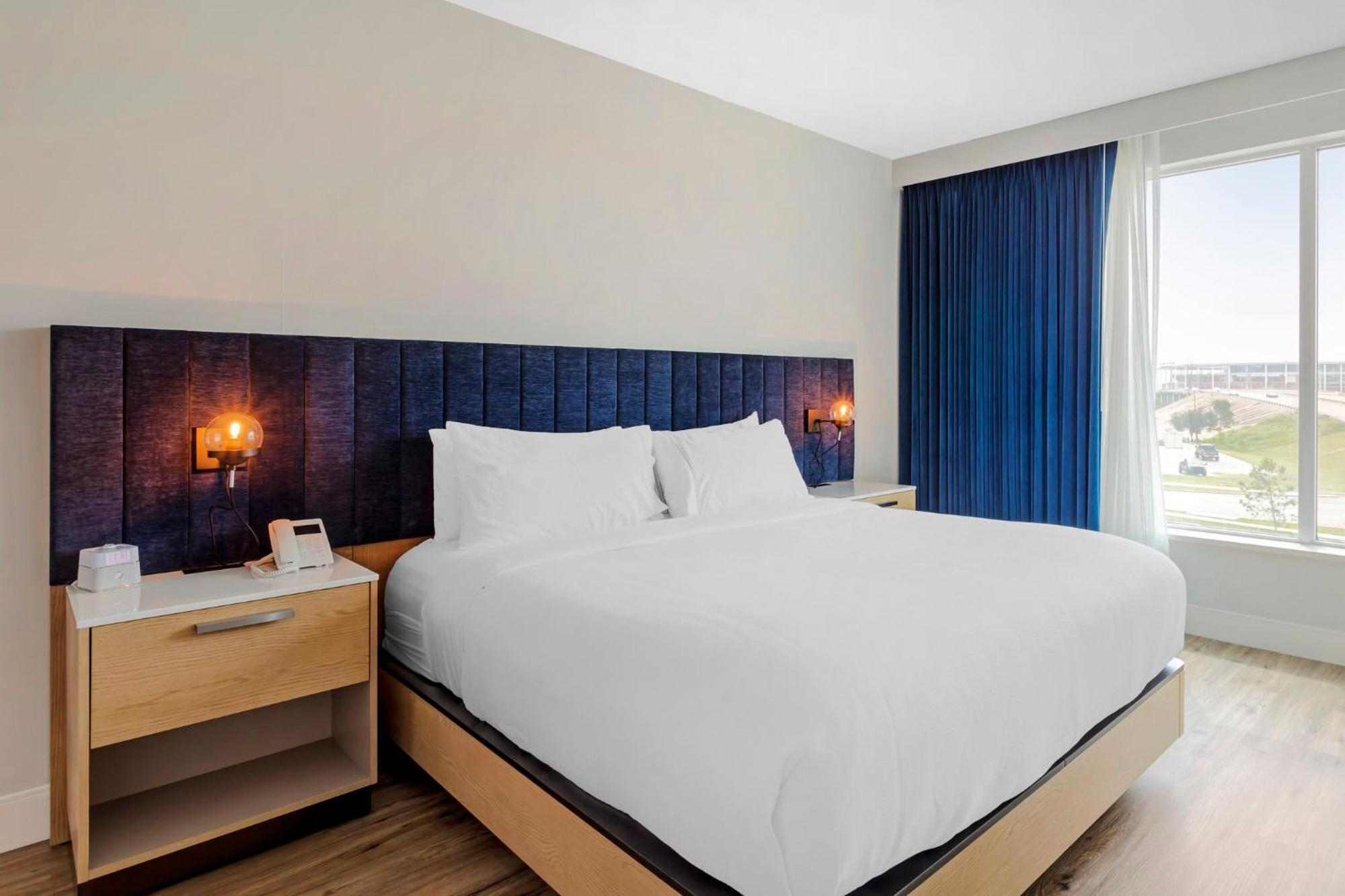 Even Hotel Waco - University Area By Ihg Экстерьер фото